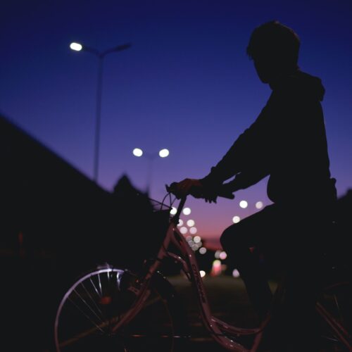 Jazda na rowerze po ciemku – Jak się przygotować?